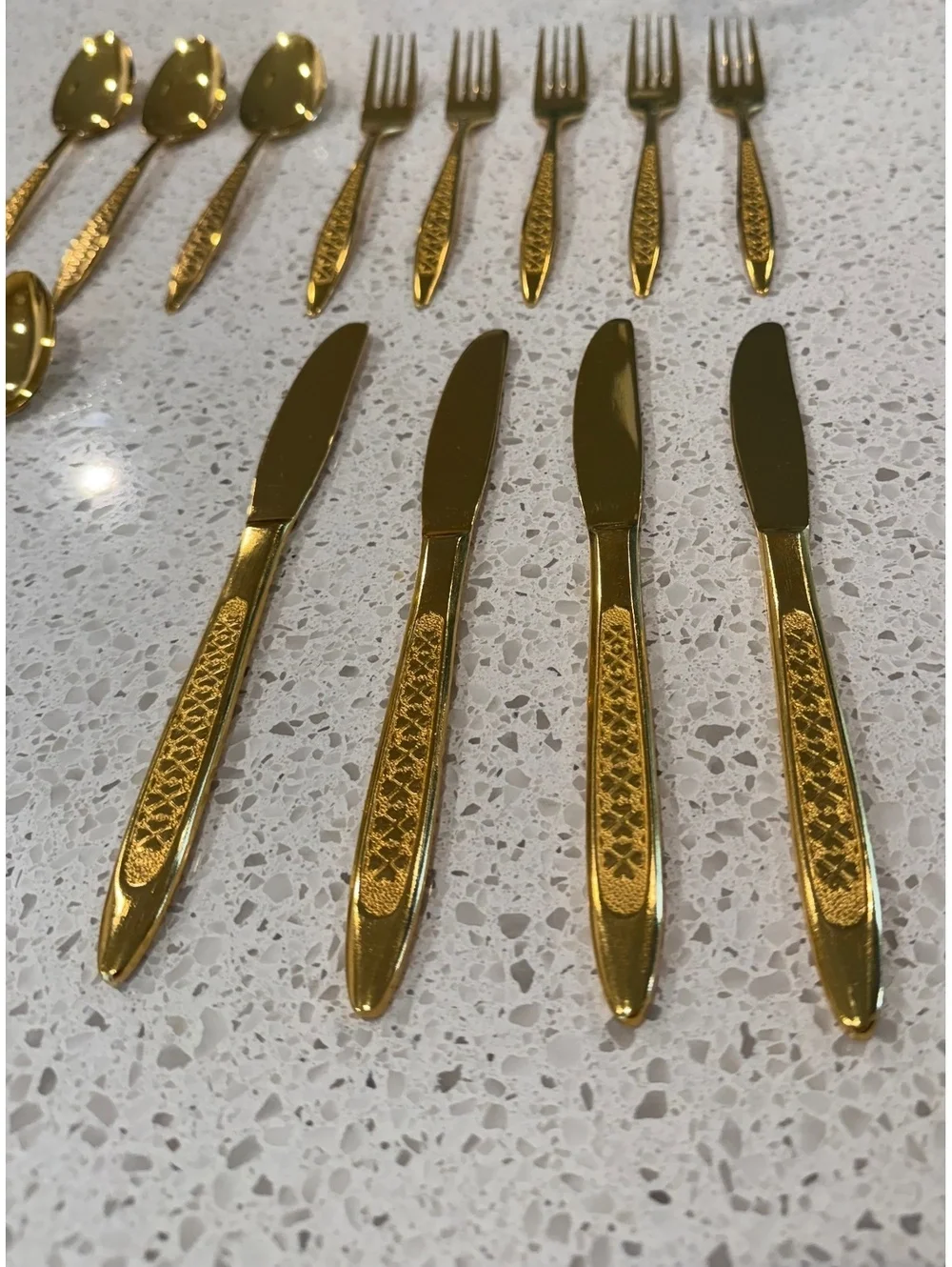 Gold plated stainless steel Japan 16 piece Clover Hill